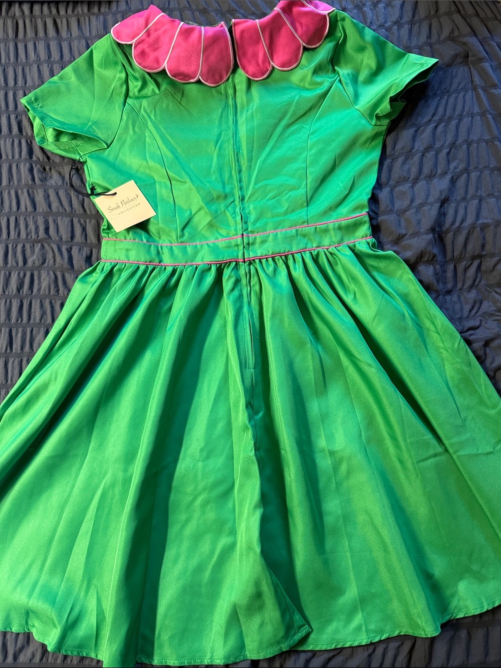 Unique Vintage | Smack Parlour petal Dress - Picture 3 of 4